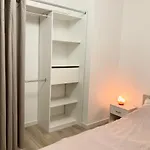 Muse Proche Gare Apartman *